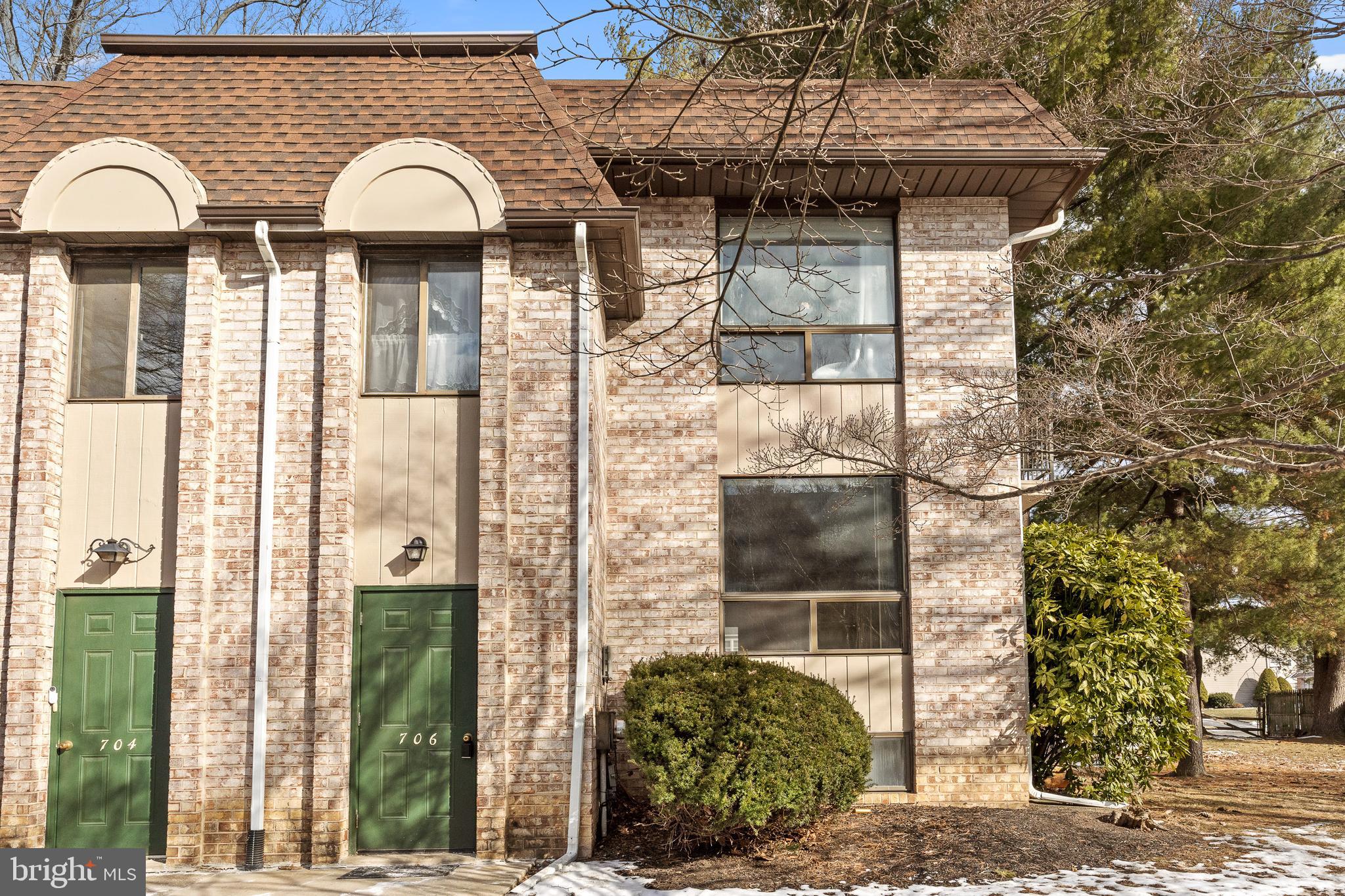 PUTNAM VIL - Residential