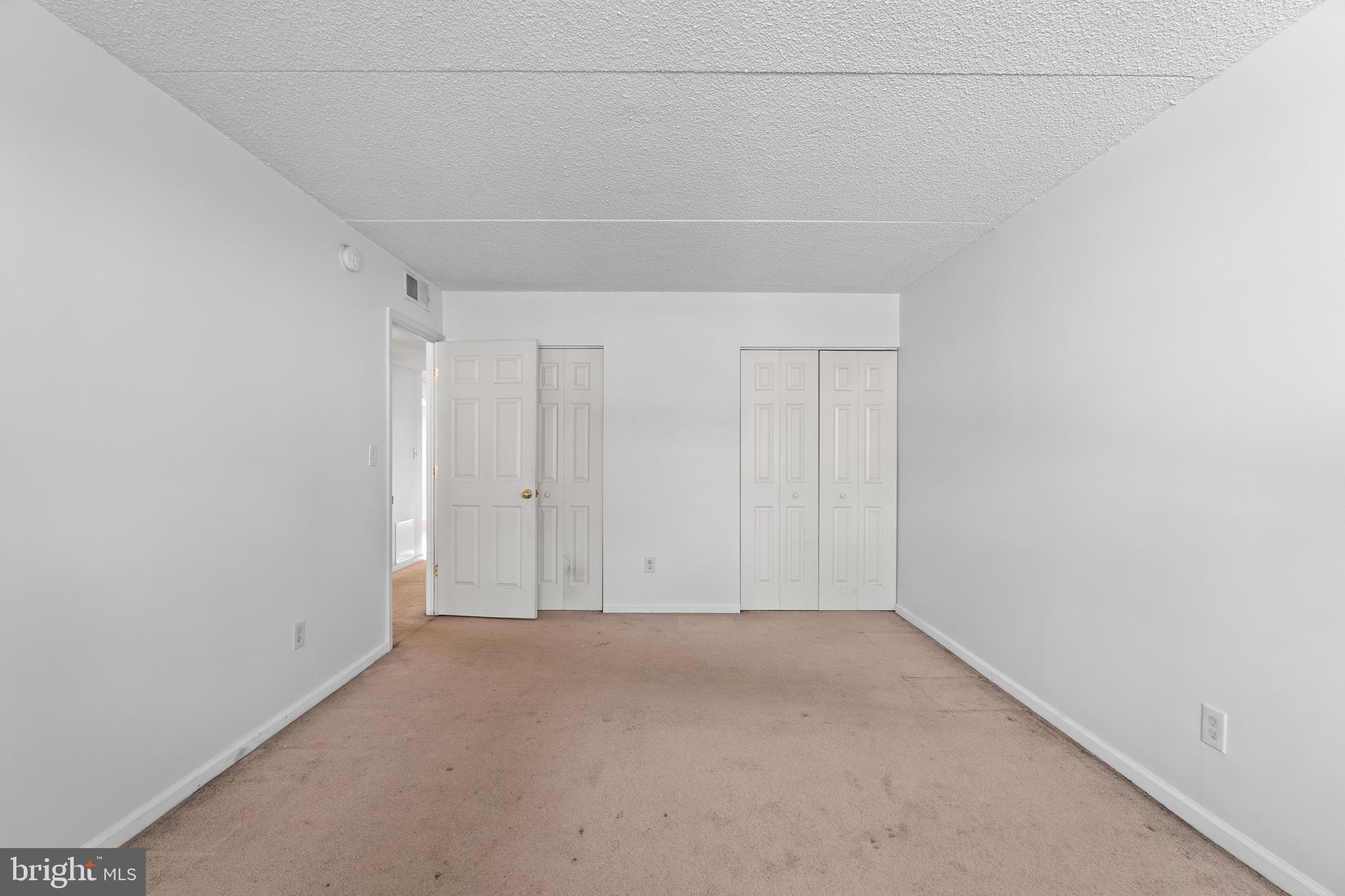 PUTNAM VIL - Residential