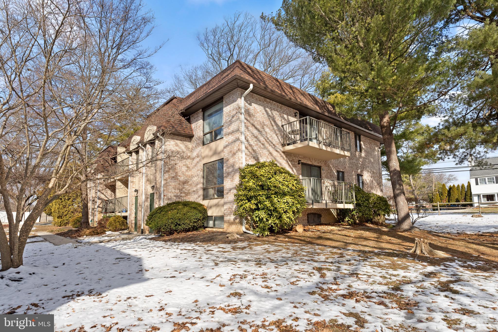 PUTNAM VIL - Residential