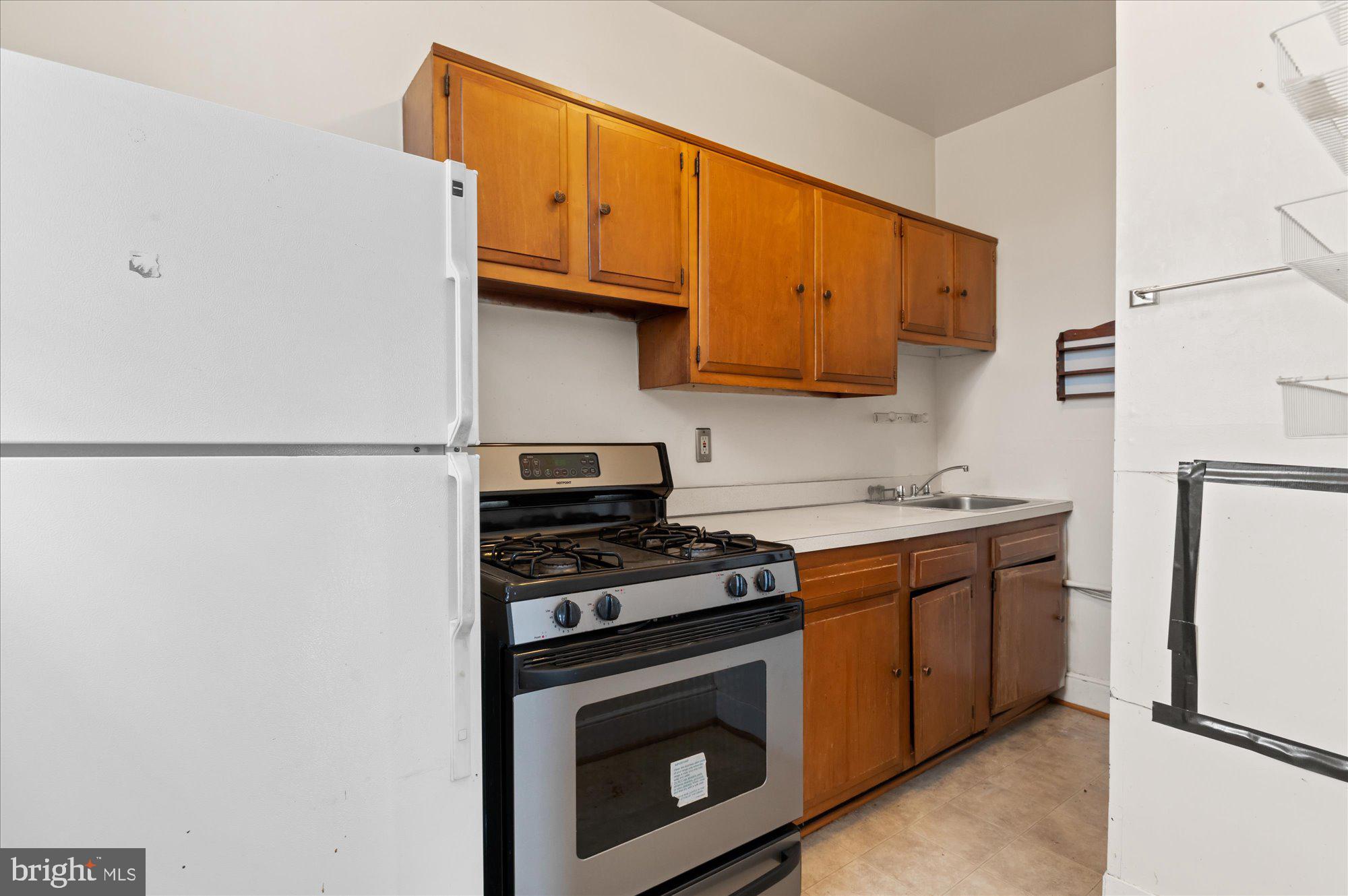 CAPITOL HILL - Commercial Sale