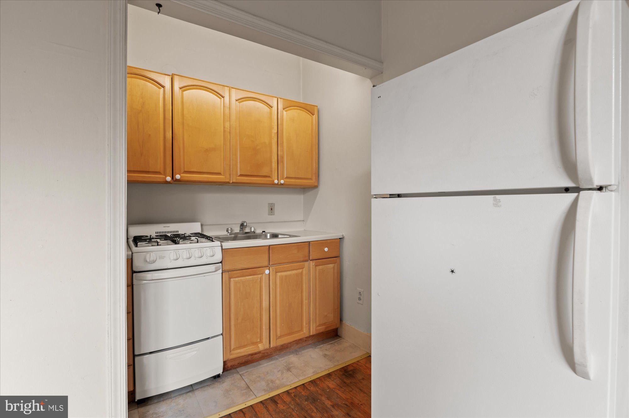CAPITOL HILL - Commercial Sale