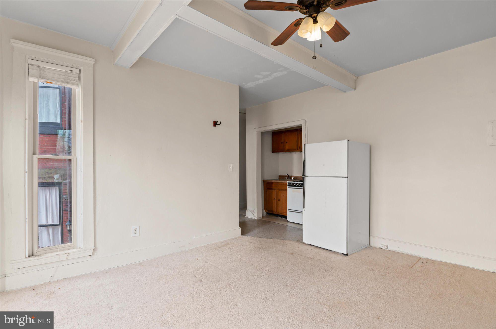 CAPITOL HILL - Commercial Sale