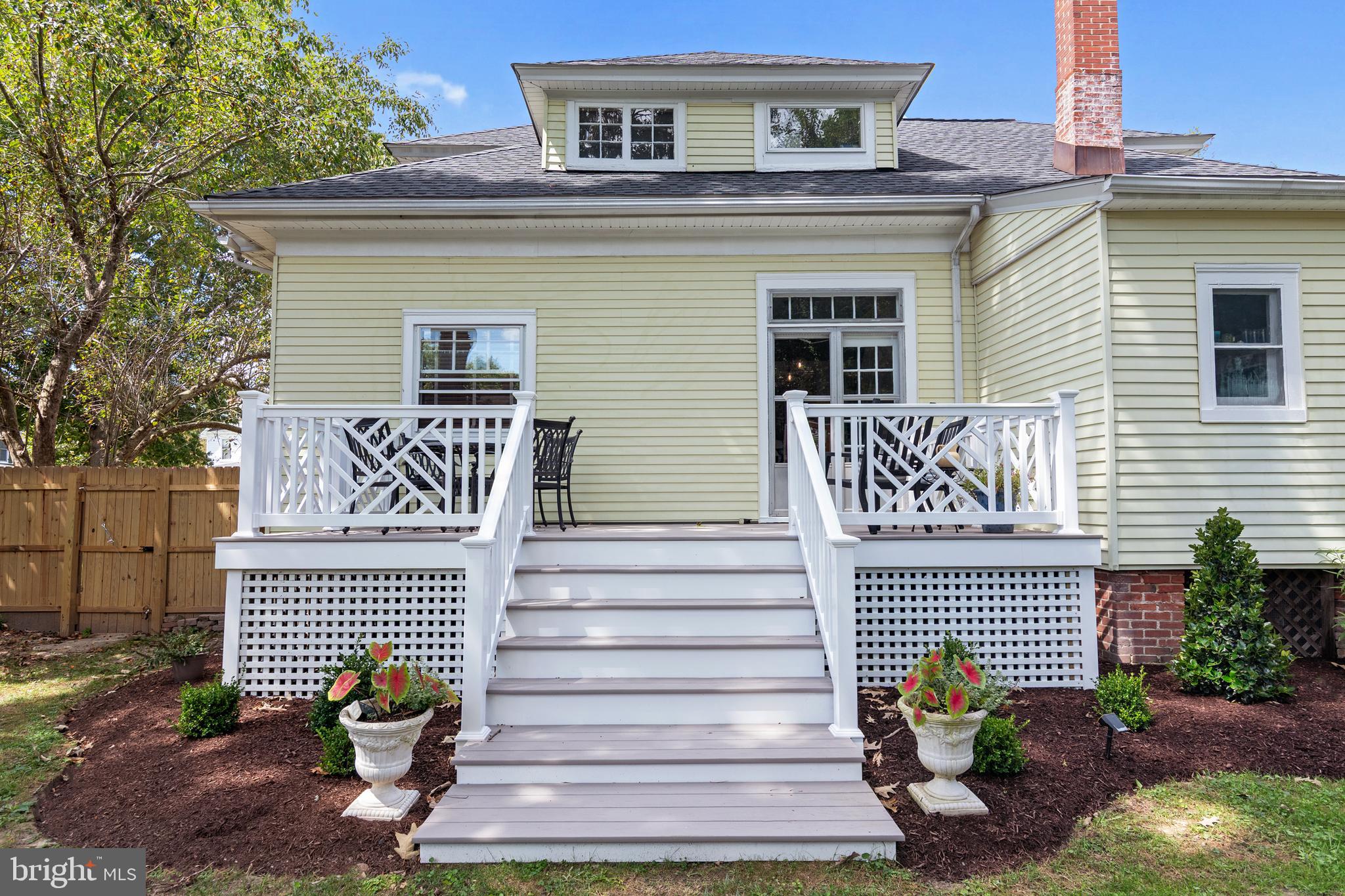 CAMBRIDGE HISTORIC DISTRICT - Residential