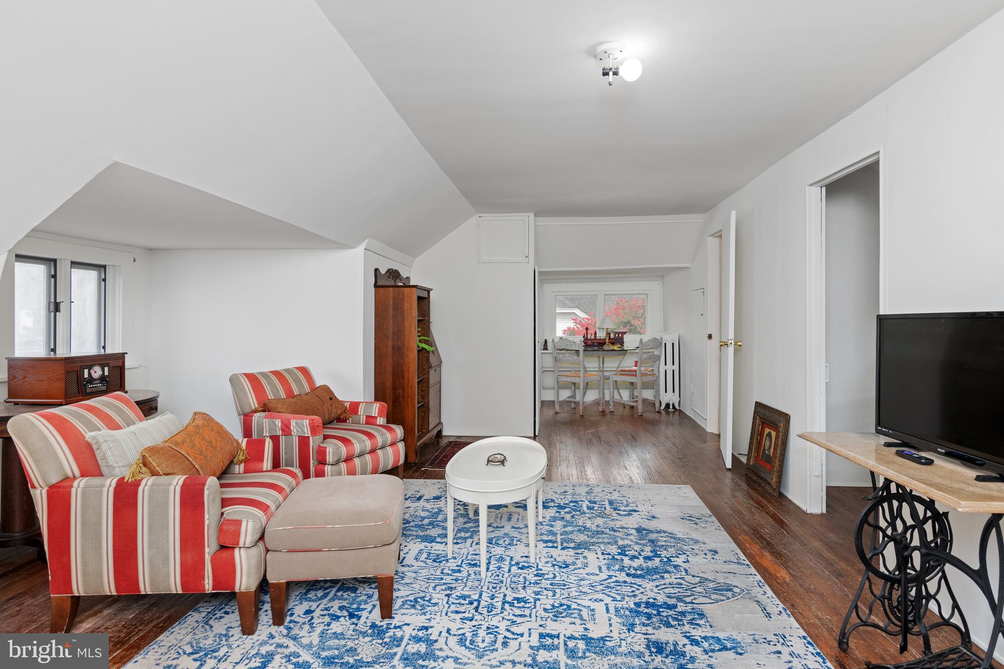 CAMBRIDGE HISTORIC DISTRICT - Residential