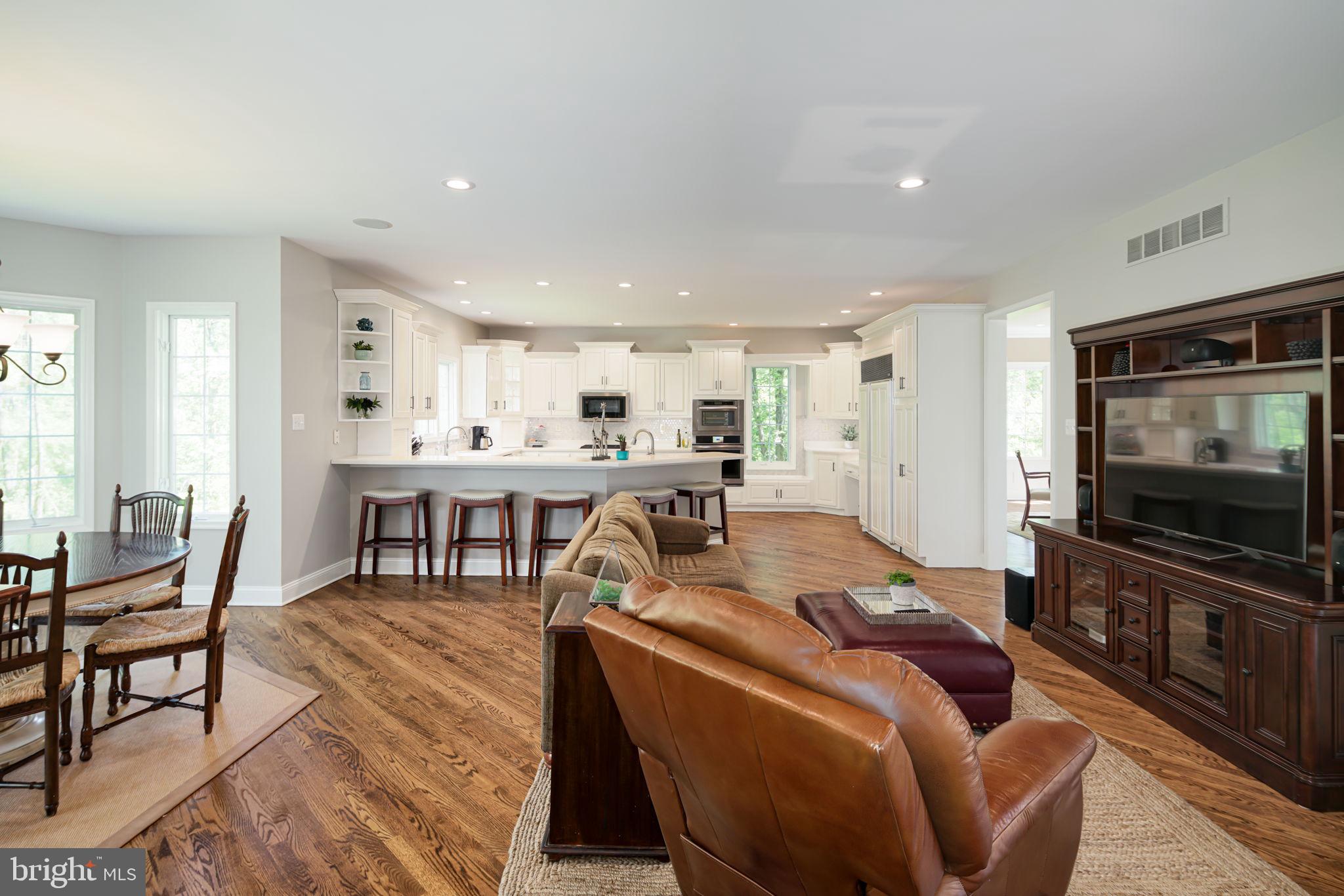 INDIAN SPRINGS - Residential