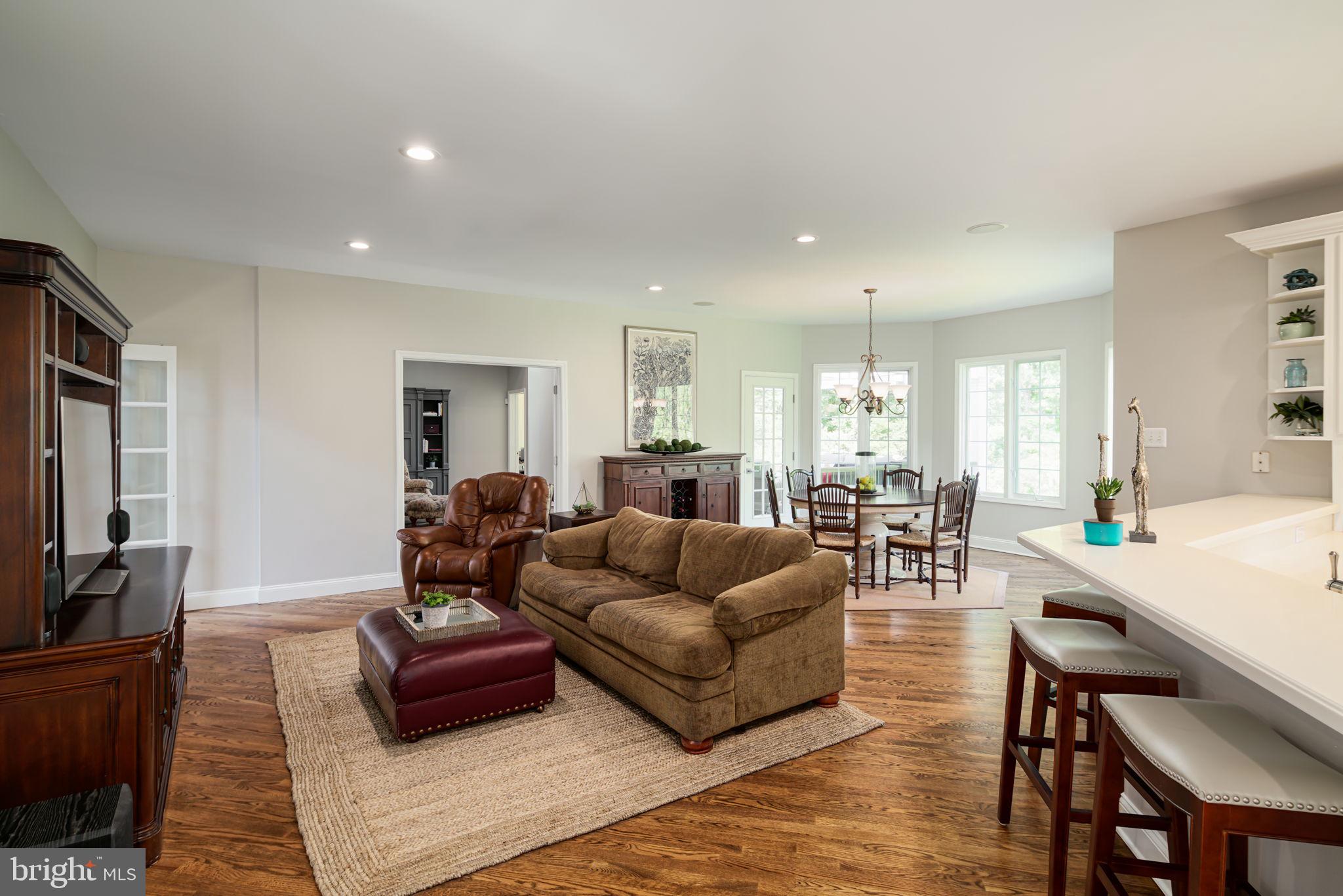 INDIAN SPRINGS - Residential