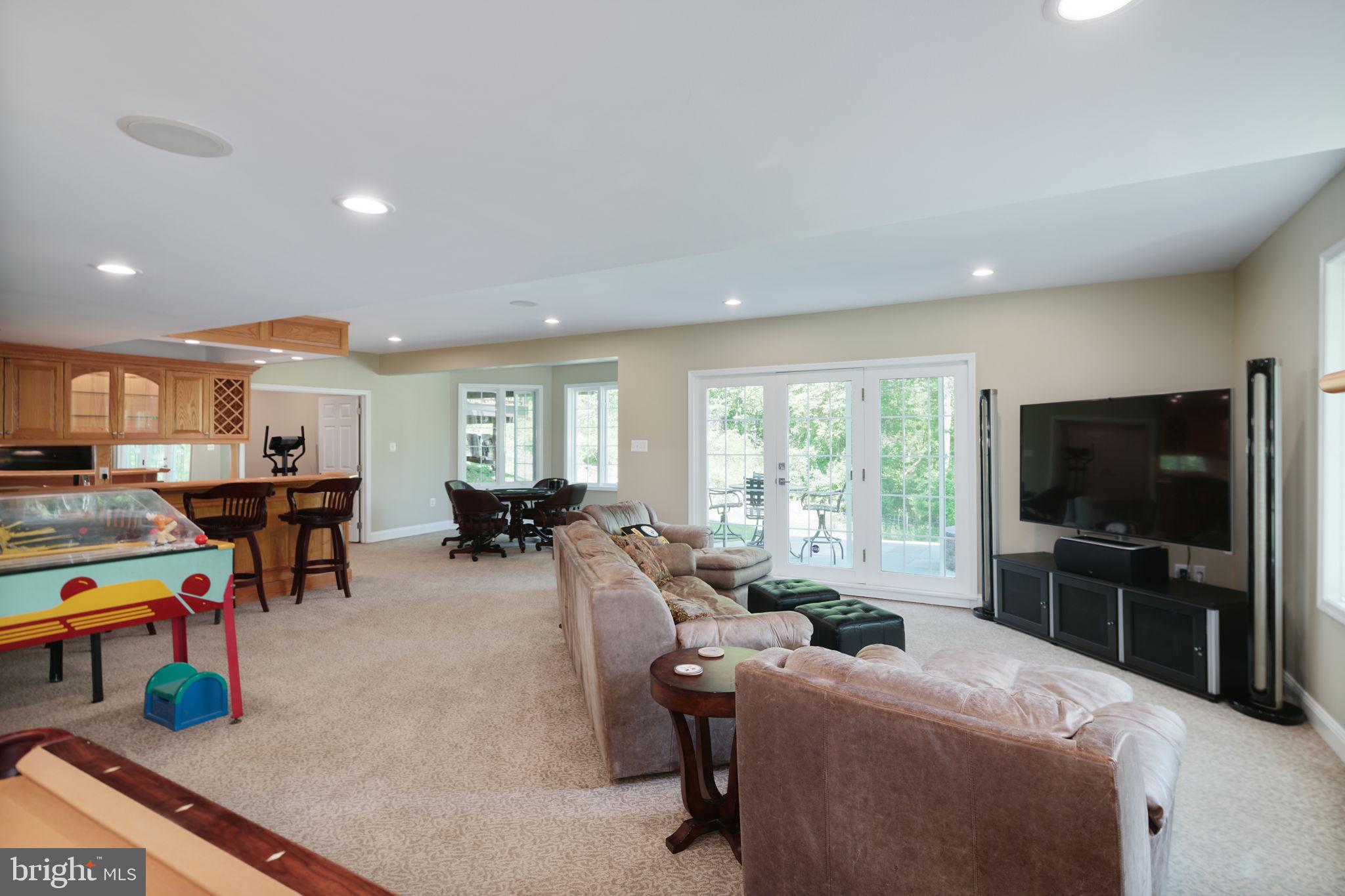 INDIAN SPRINGS - Residential