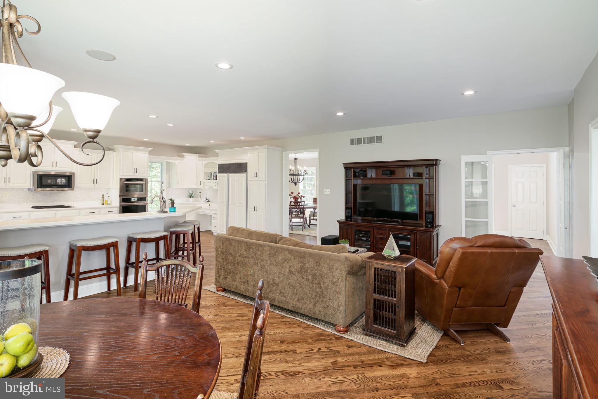 INDIAN SPRINGS - Residential