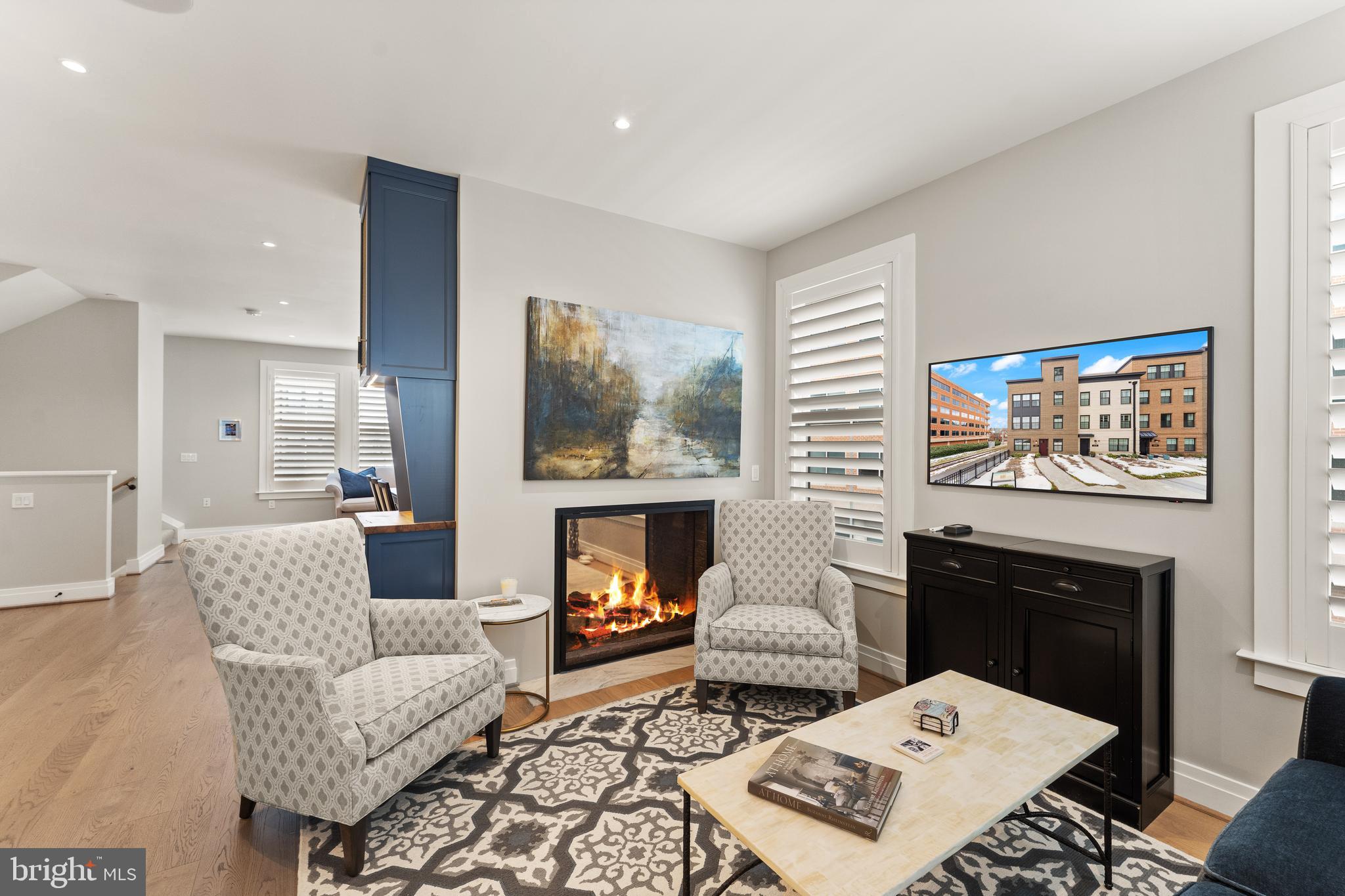 OLD TOWN ALEXANDRIA - Residential