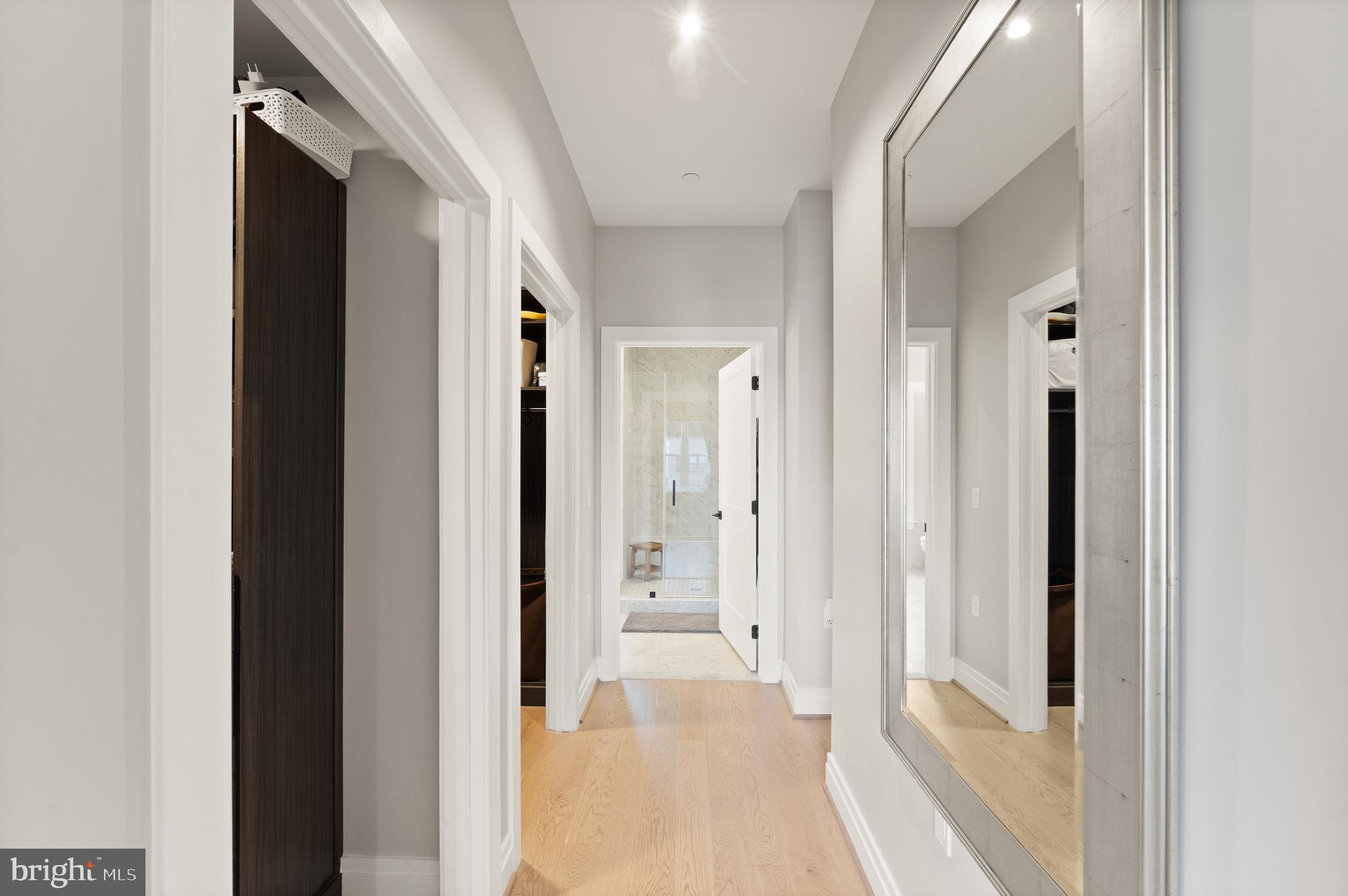 OLD TOWN ALEXANDRIA - Residential