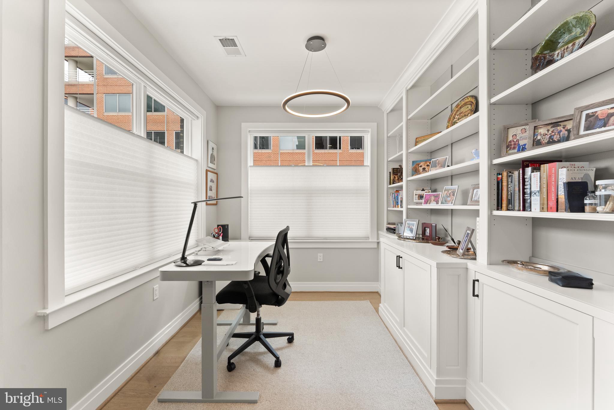 OLD TOWN ALEXANDRIA - Residential