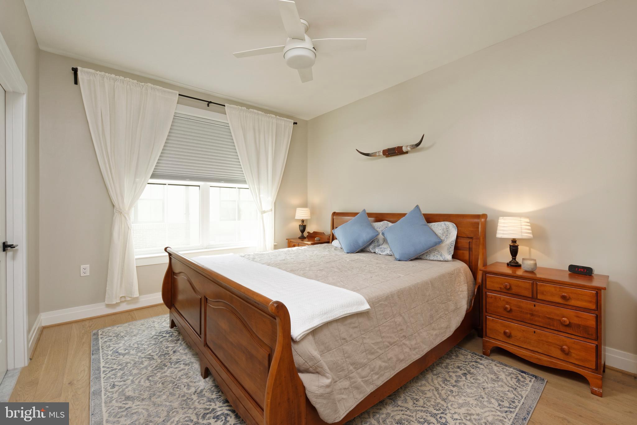 OLD TOWN ALEXANDRIA - Residential