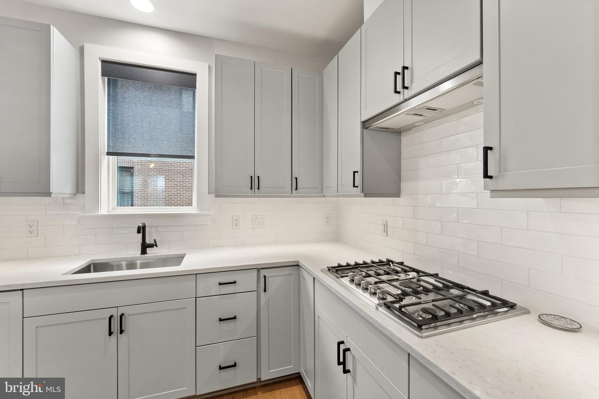 OLD TOWN ALEXANDRIA - Residential