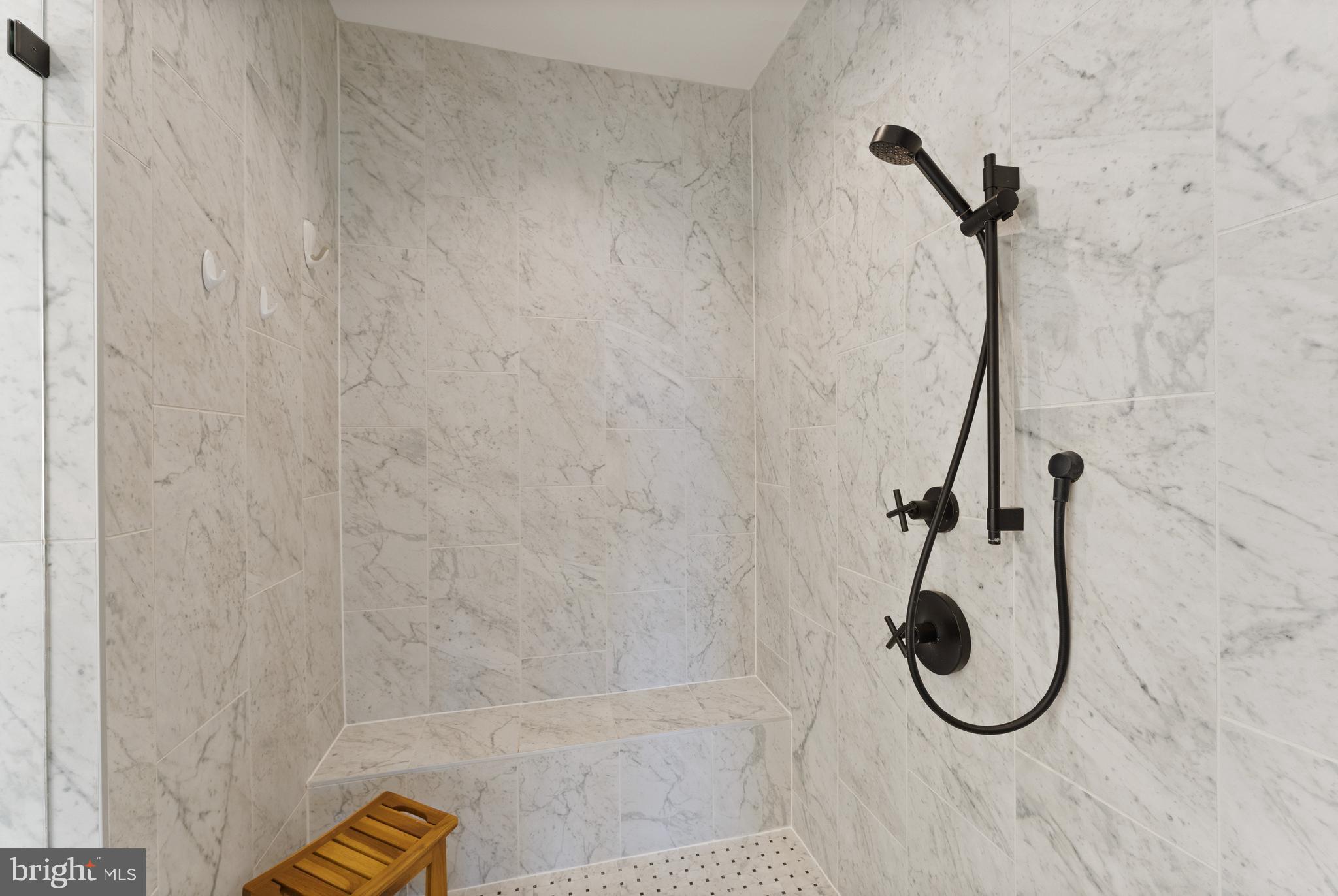 OLD TOWN ALEXANDRIA - Residential