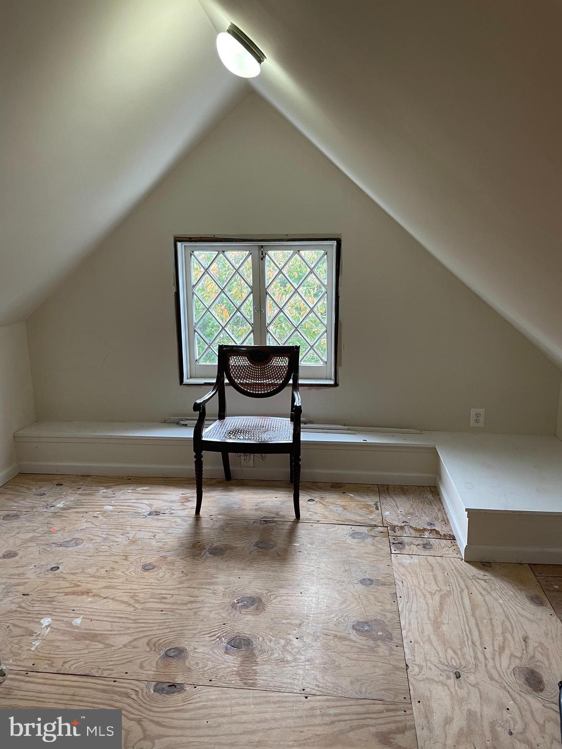 AVON PARK - Residential Lease