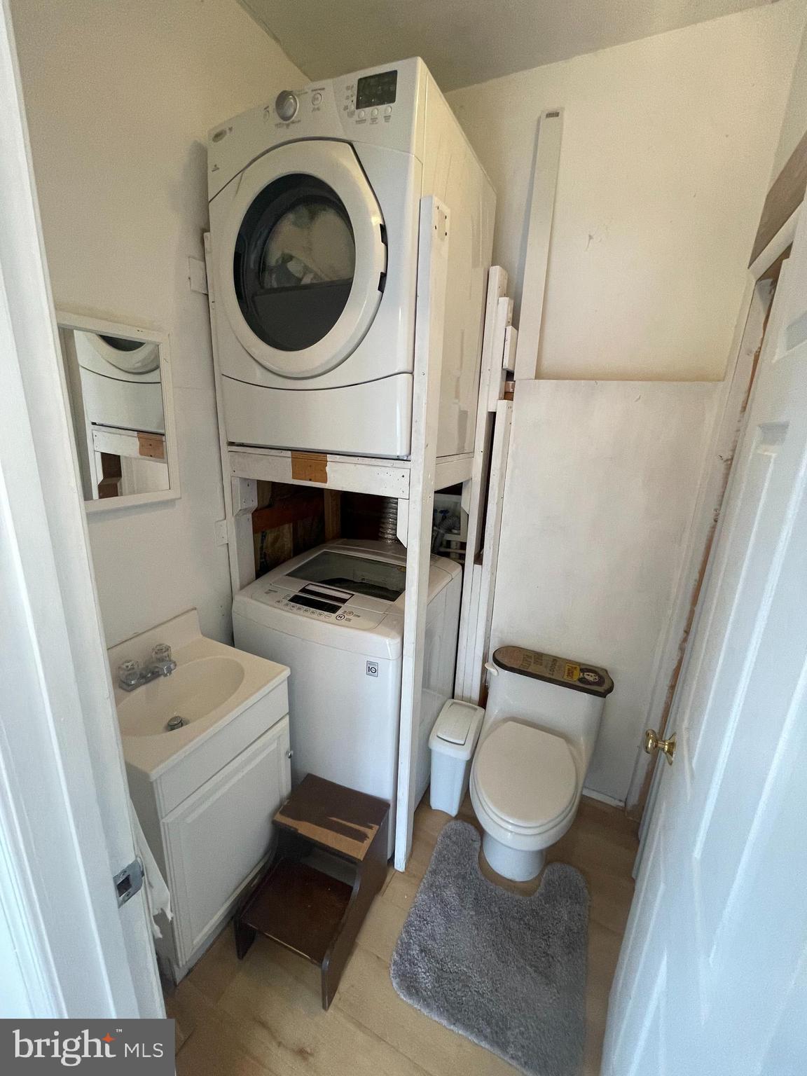 AVON PARK - Residential Lease