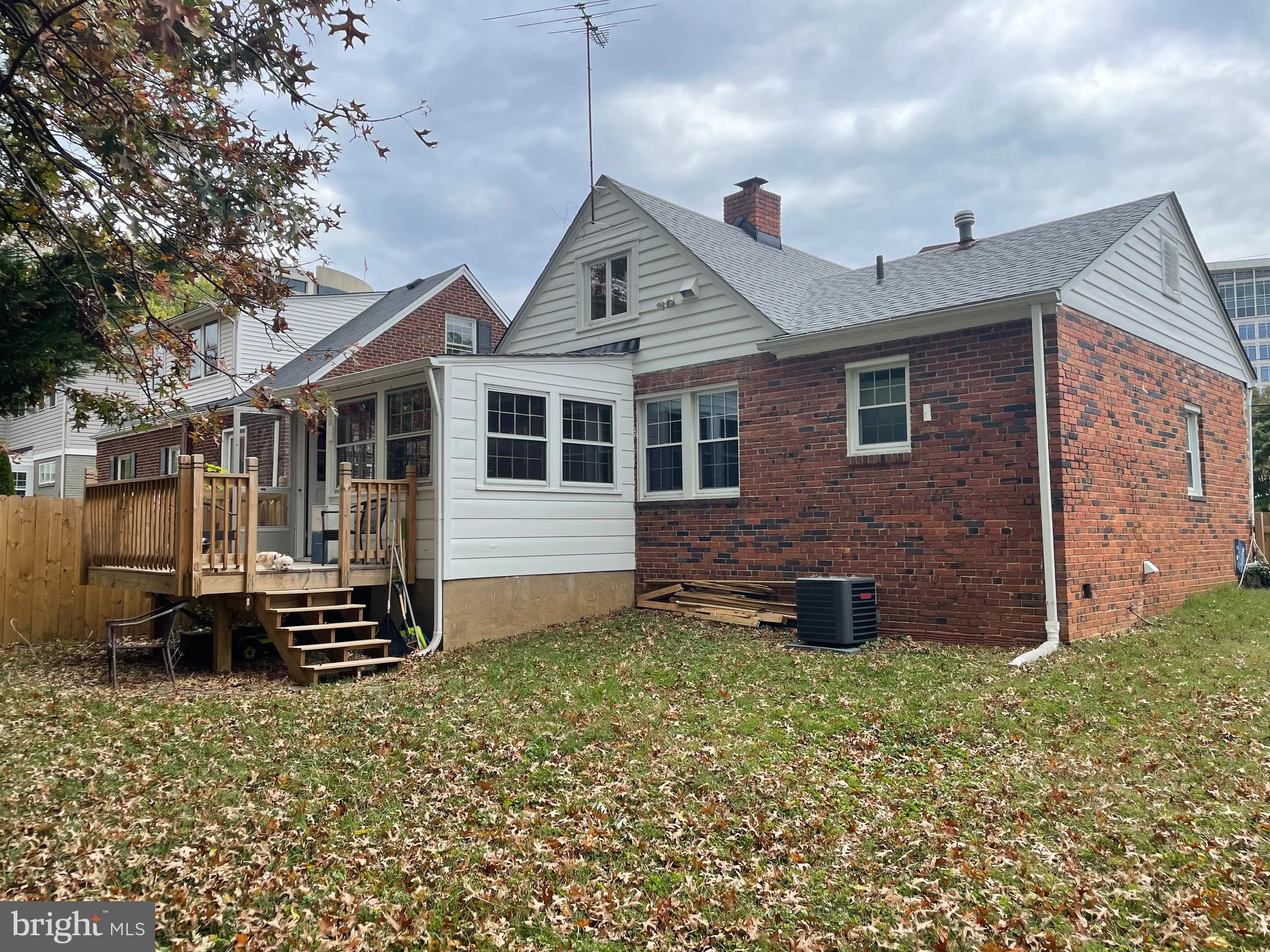 AVON PARK - Residential Lease