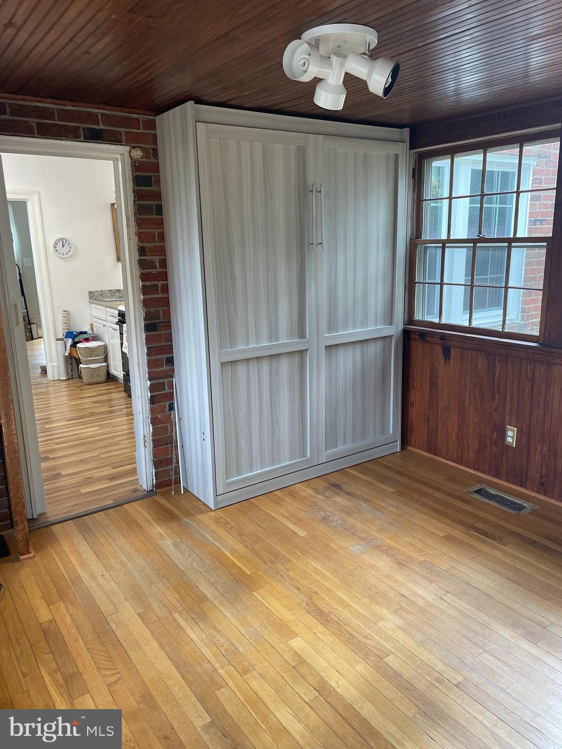 AVON PARK - Residential Lease