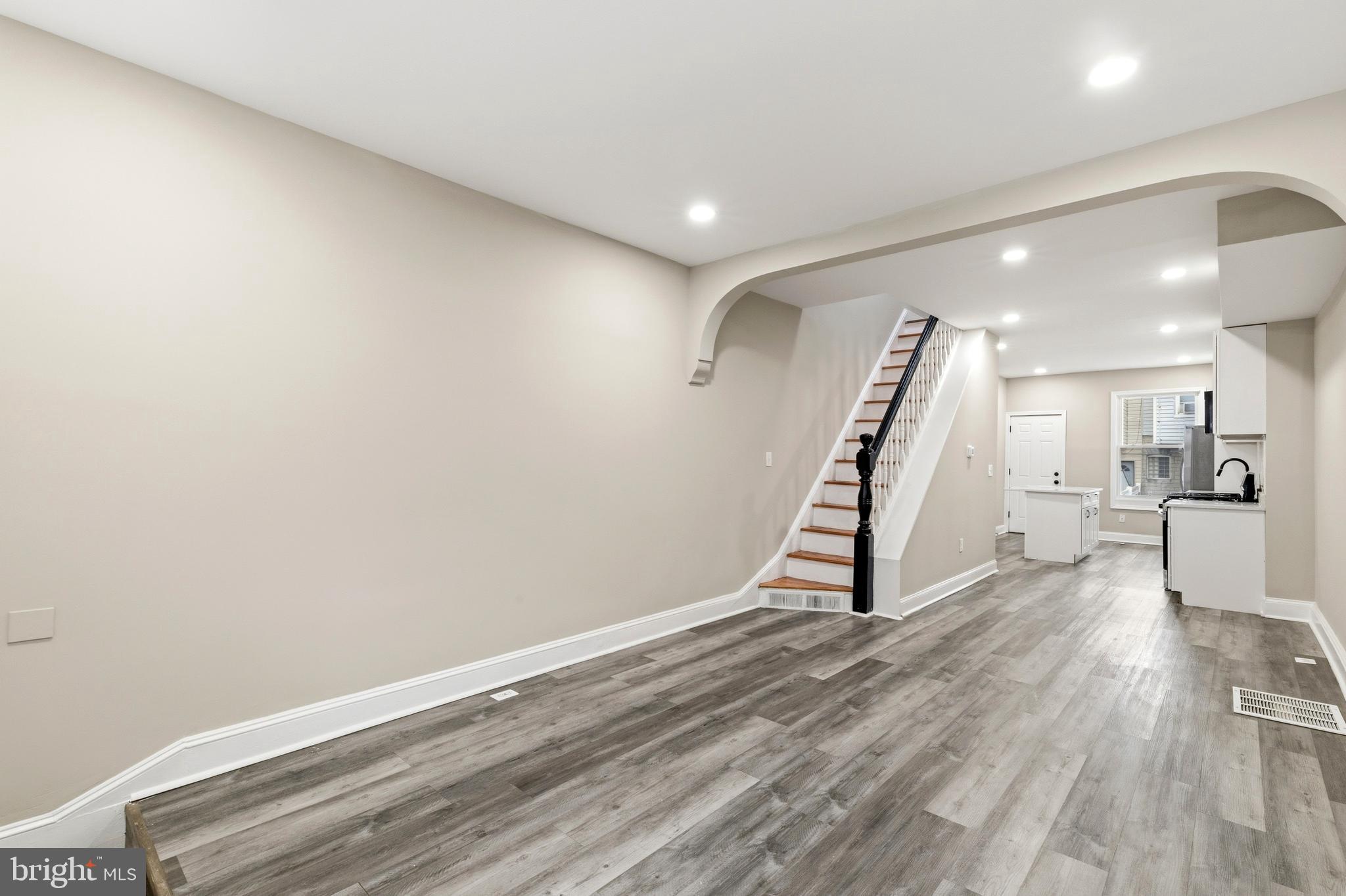 MADISON EASTEND - Residential