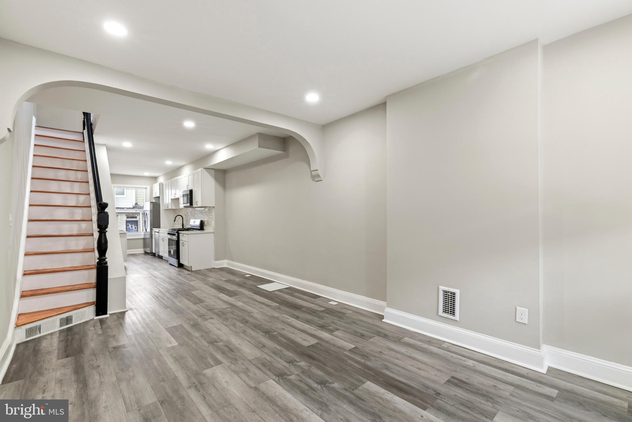 MADISON EASTEND - Residential