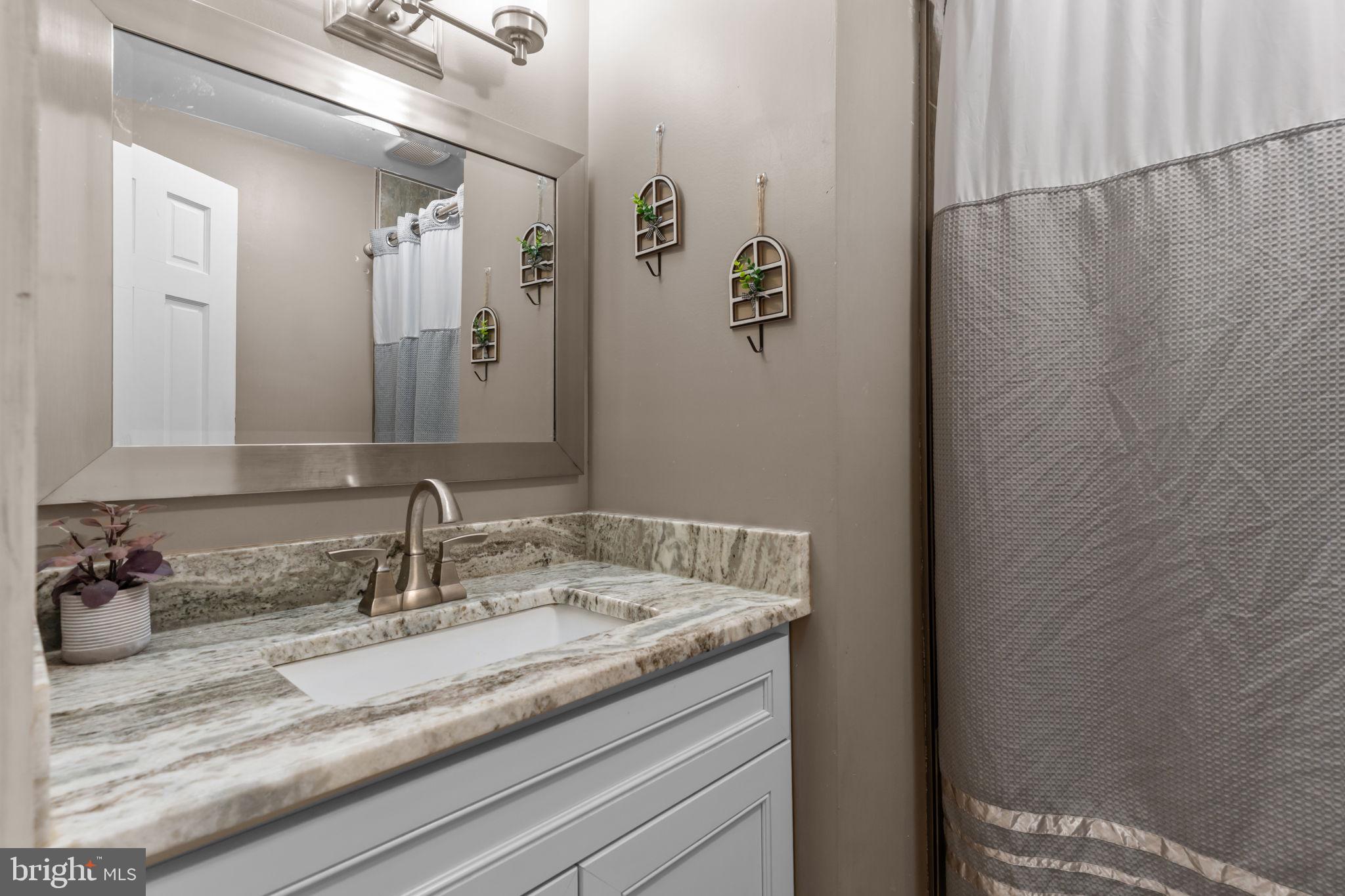 DEEP DALE - Residential