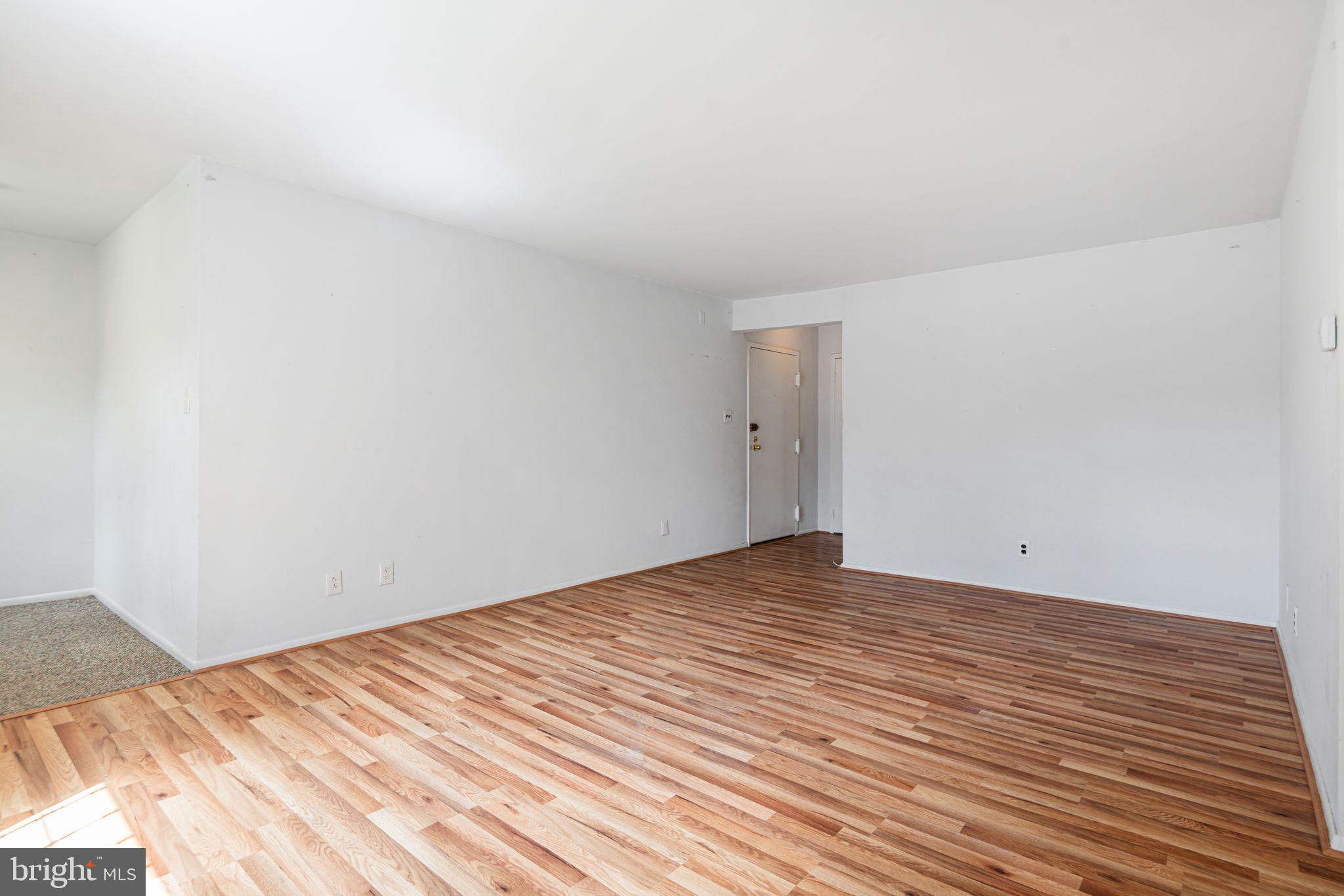 EAST FALLS - Residential