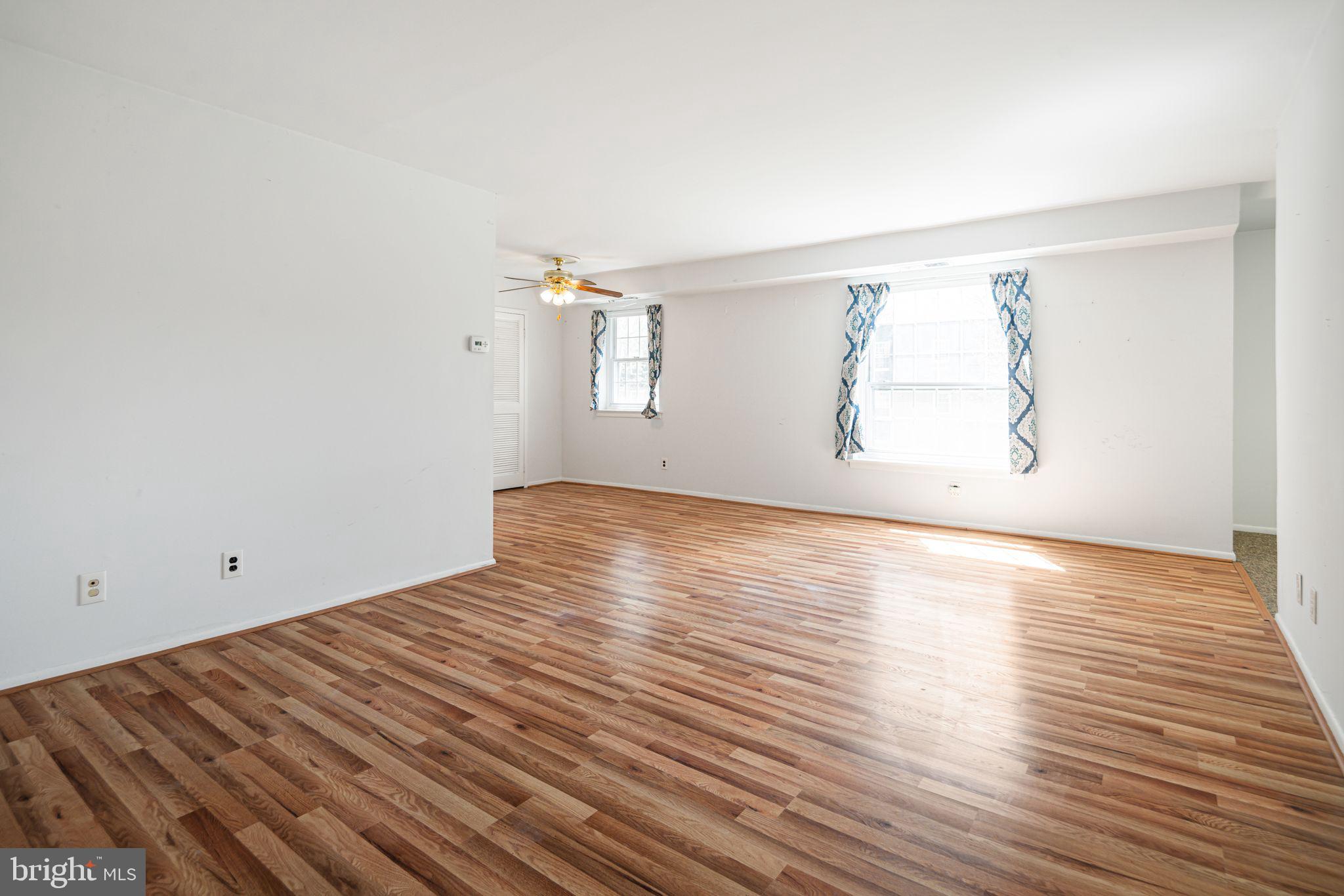 EAST FALLS - Residential