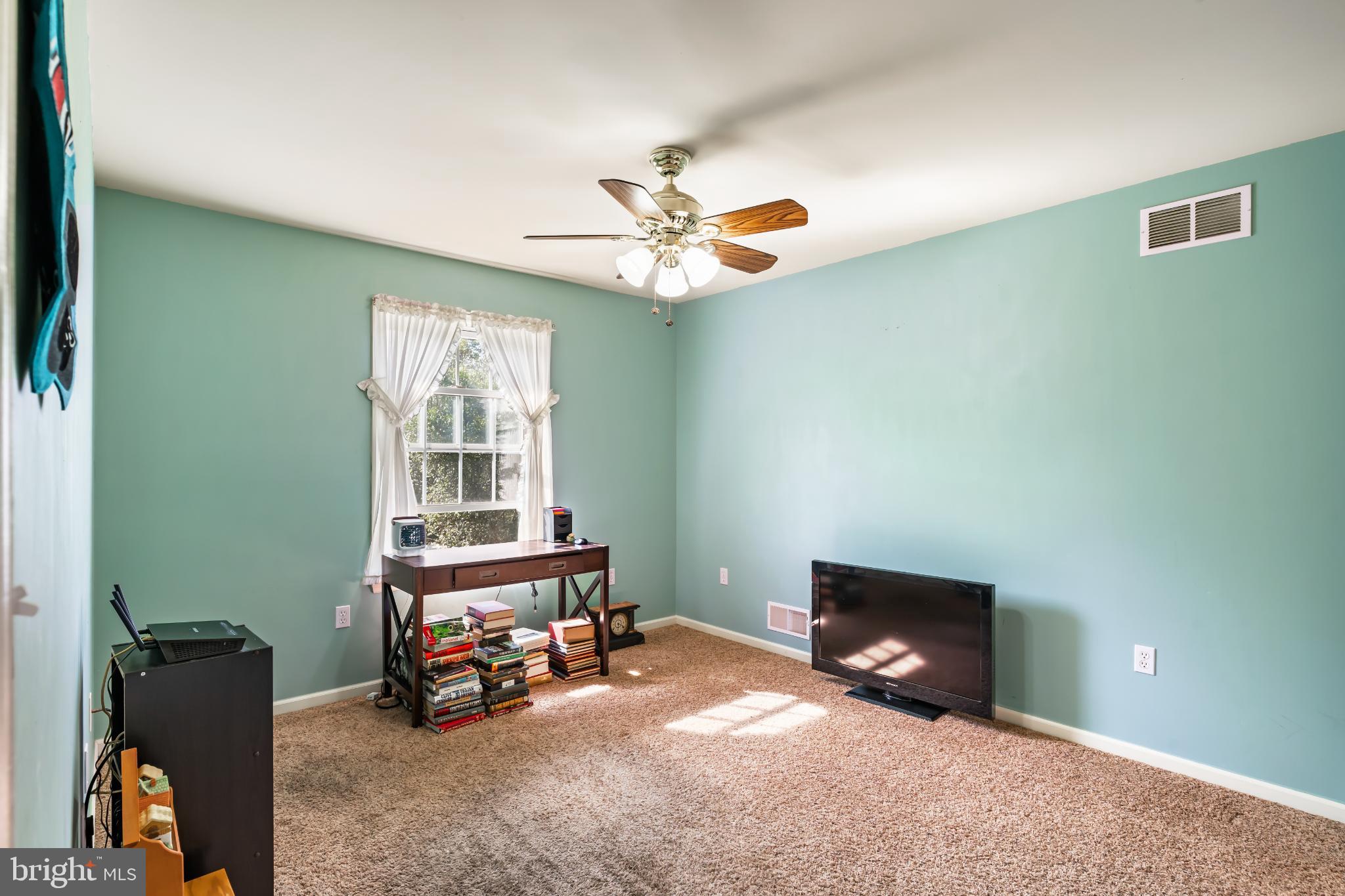 MOUNTAIN VW LK ESTS - Residential