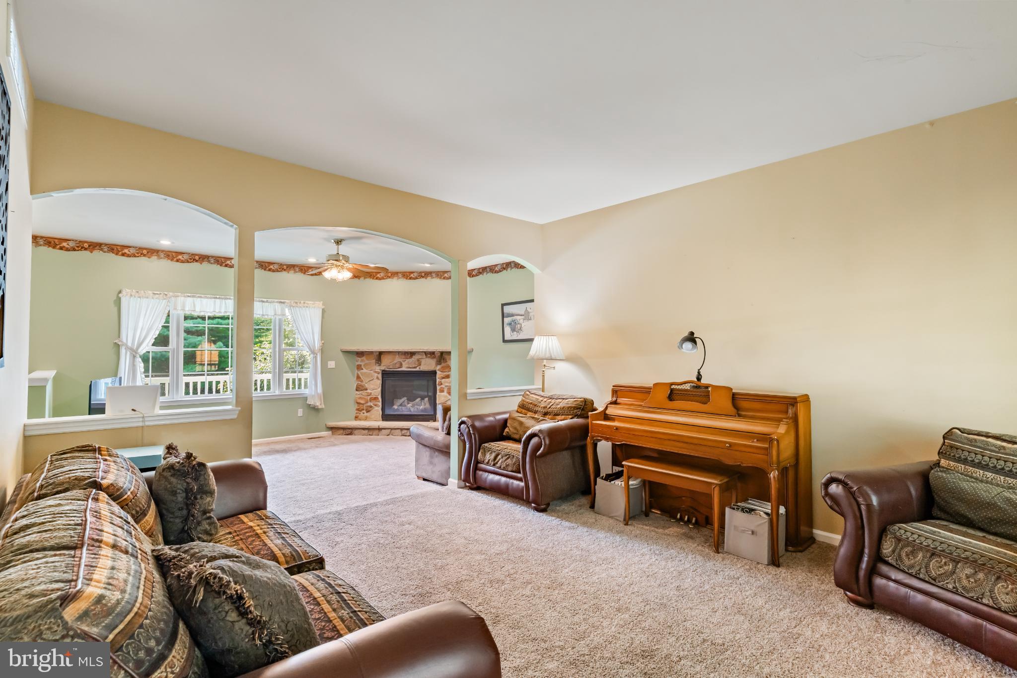 MOUNTAIN VW LK ESTS - Residential