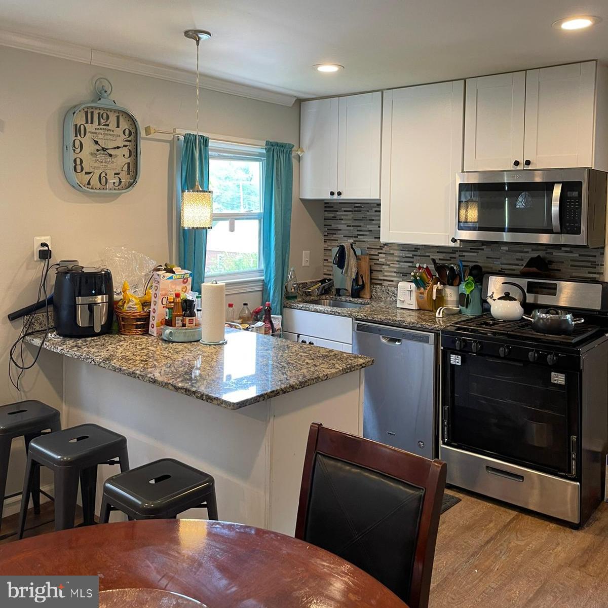 ENGLEWOOD - Residential