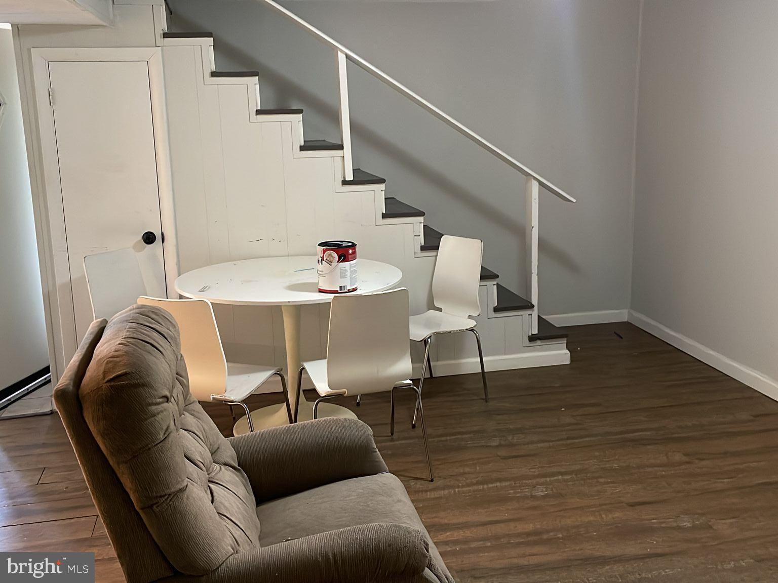 ENGLEWOOD - Residential