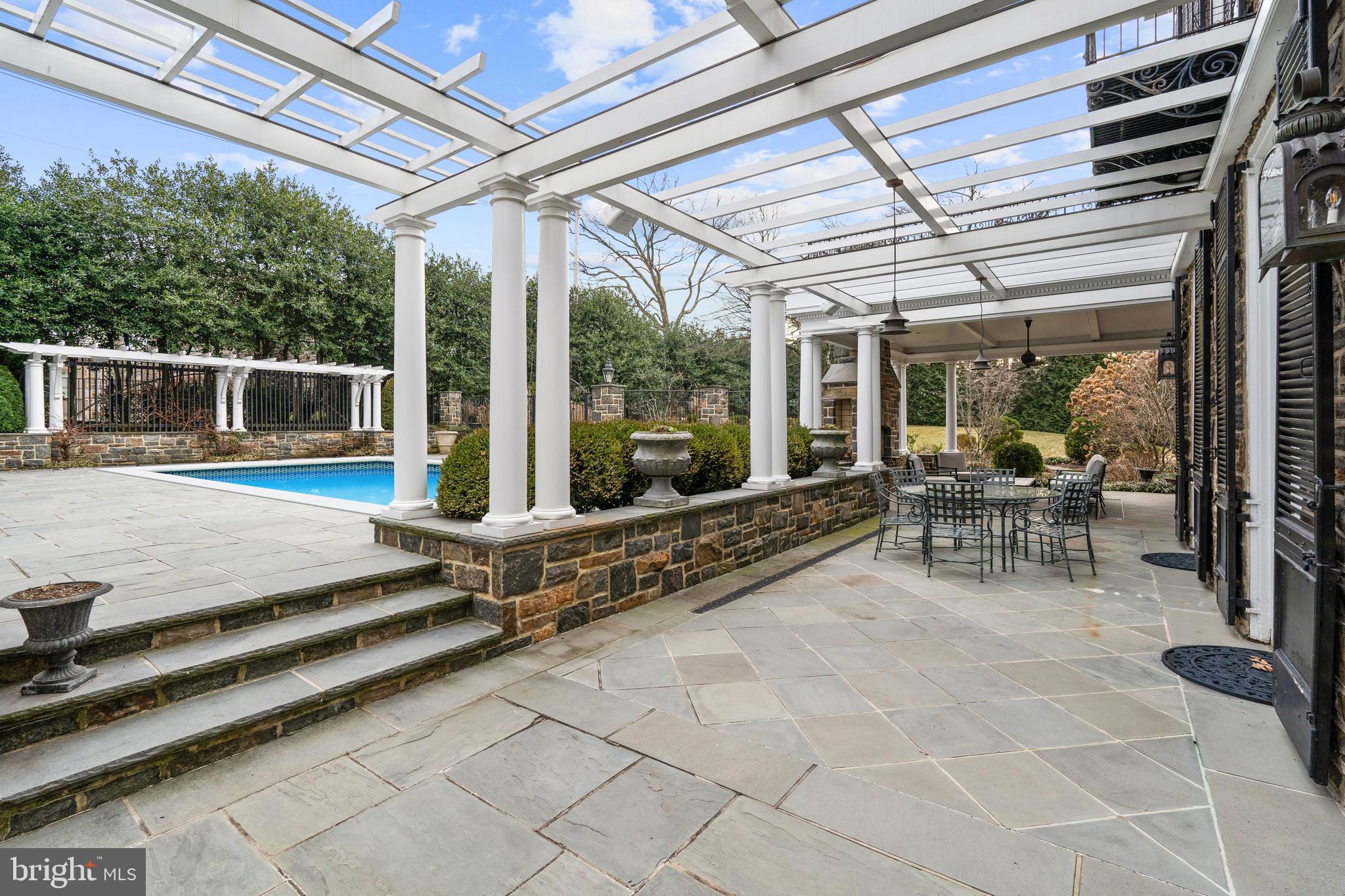 GUILFORD - Residential