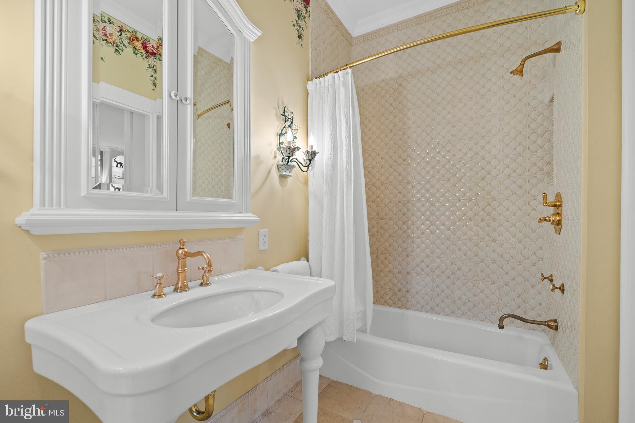 GUILFORD - Residential