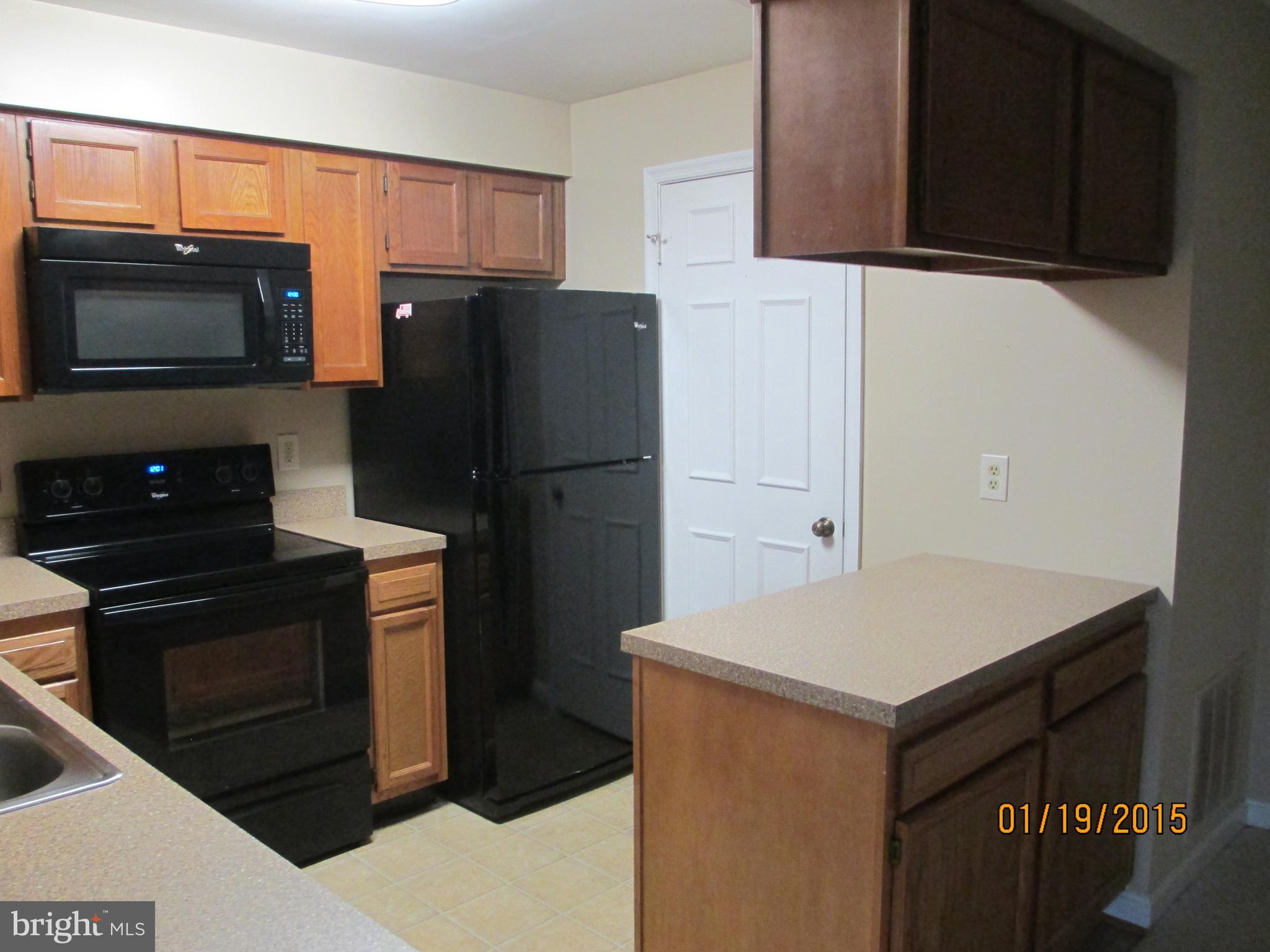 ESSEX HOUSE - Residential Lease