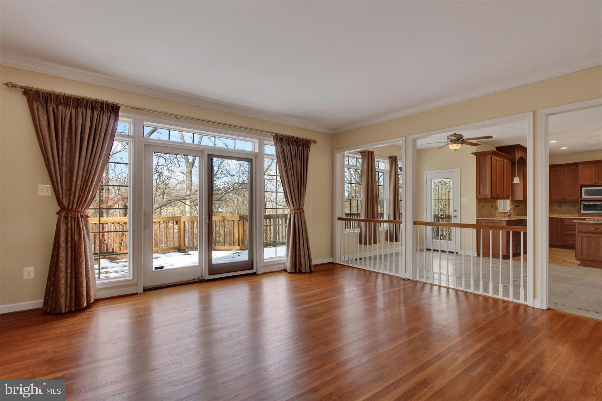 RIVER DOWNS - Residential