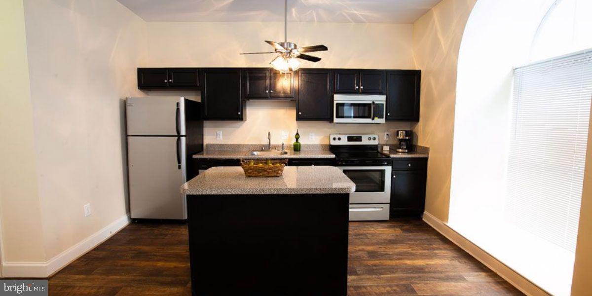 BOLTON HILL HISTORIC DISTRICT - Residential Lease