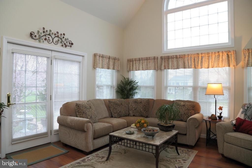 SOUTHRIDGE - Residential