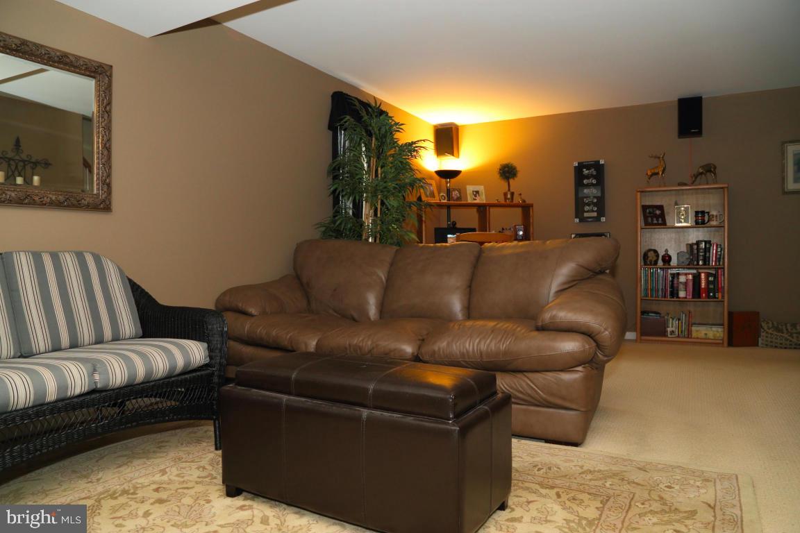 SOUTHRIDGE - Residential