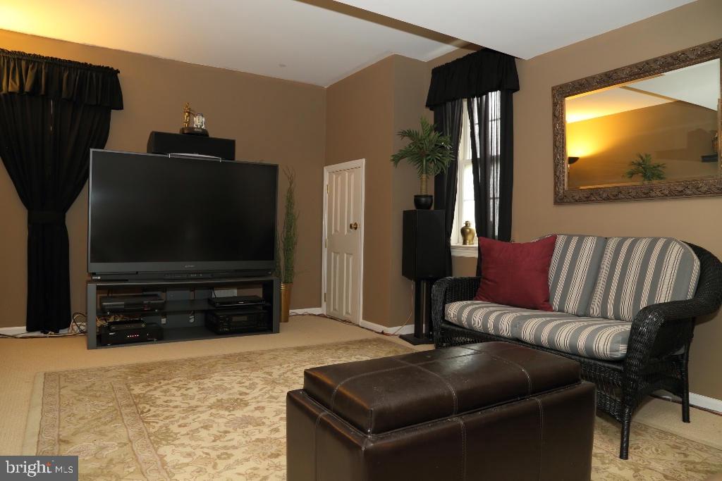 SOUTHRIDGE - Residential