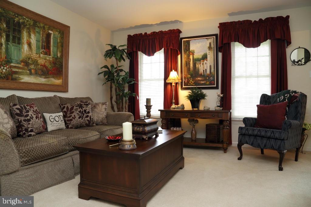 SOUTHRIDGE - Residential