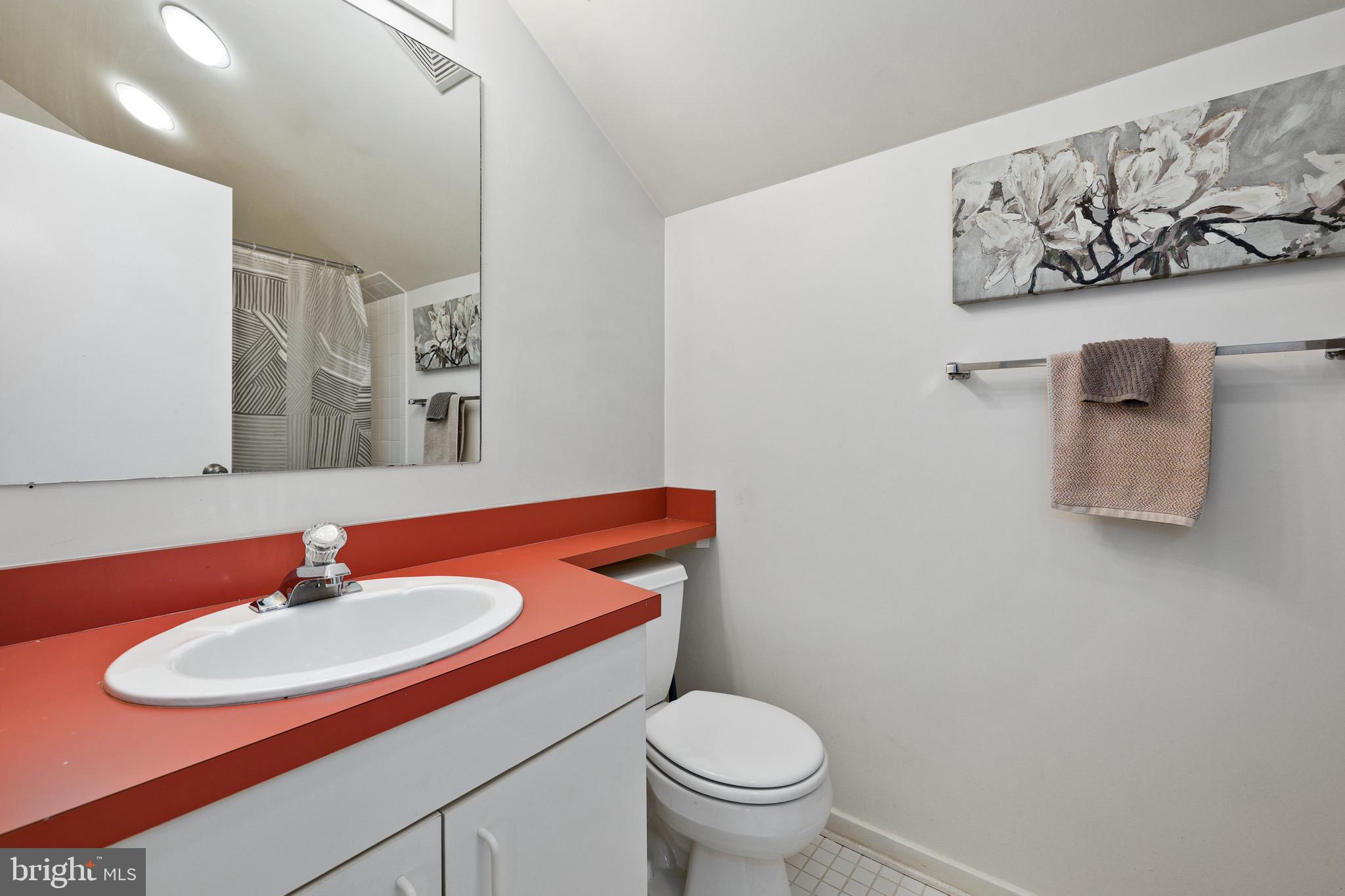 RESTON - Residential