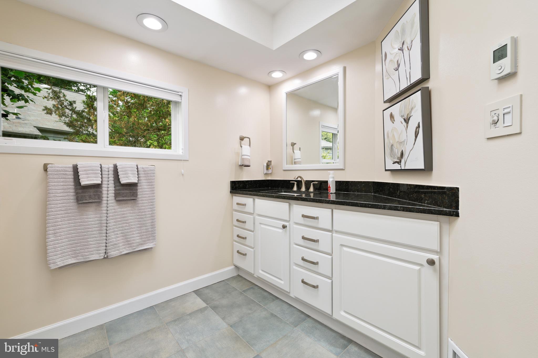 RESTON - Residential