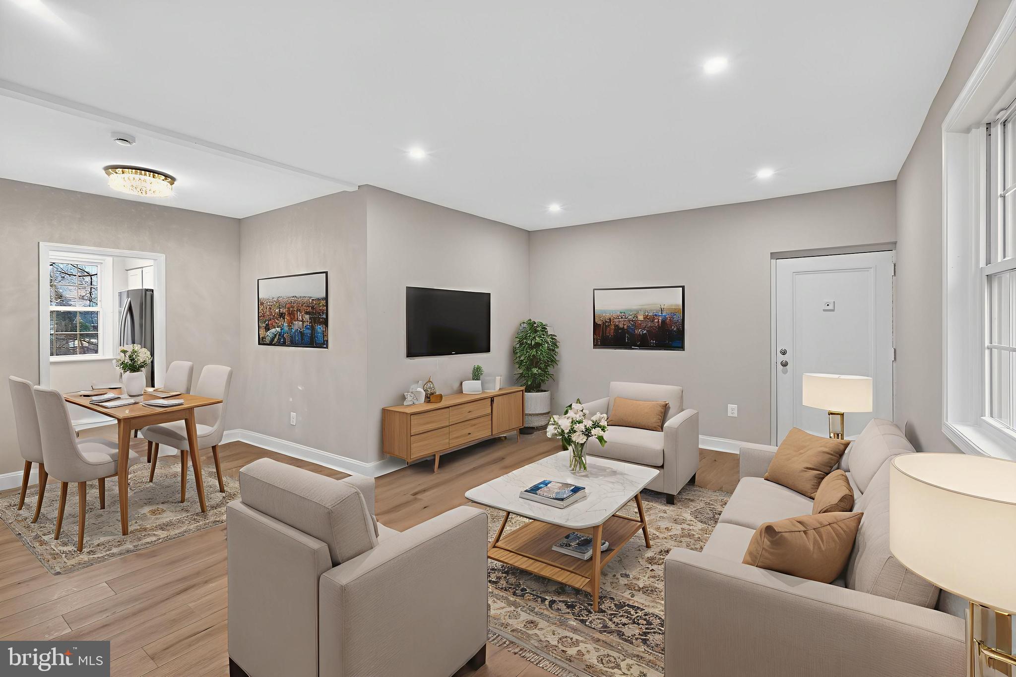 FREDERICK COURTS - Residential