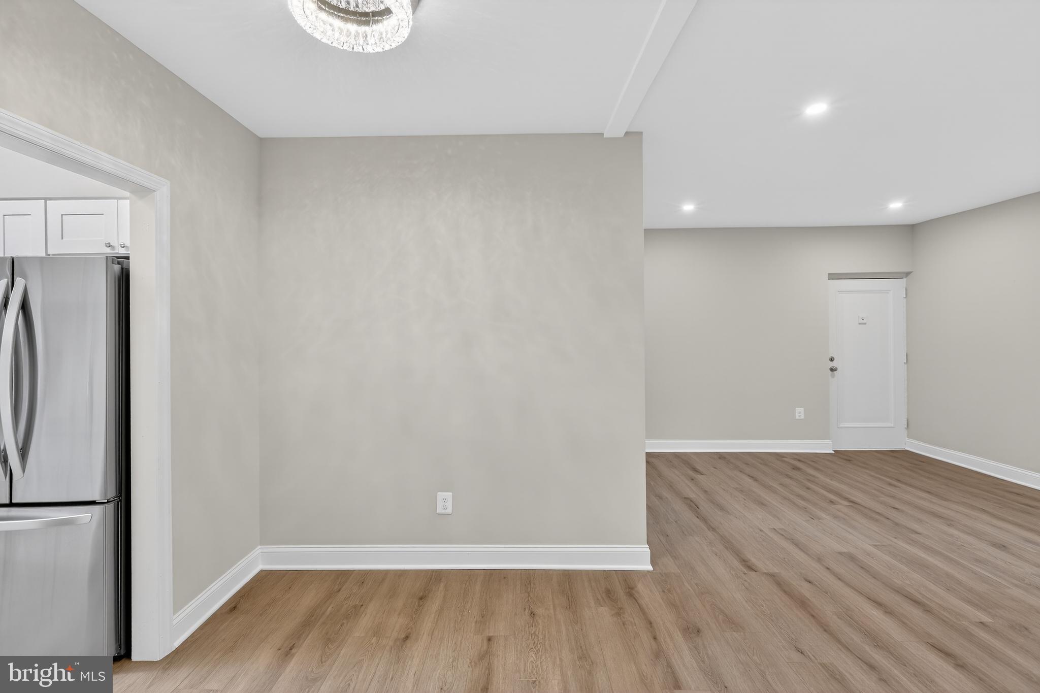 FREDERICK COURTS - Residential