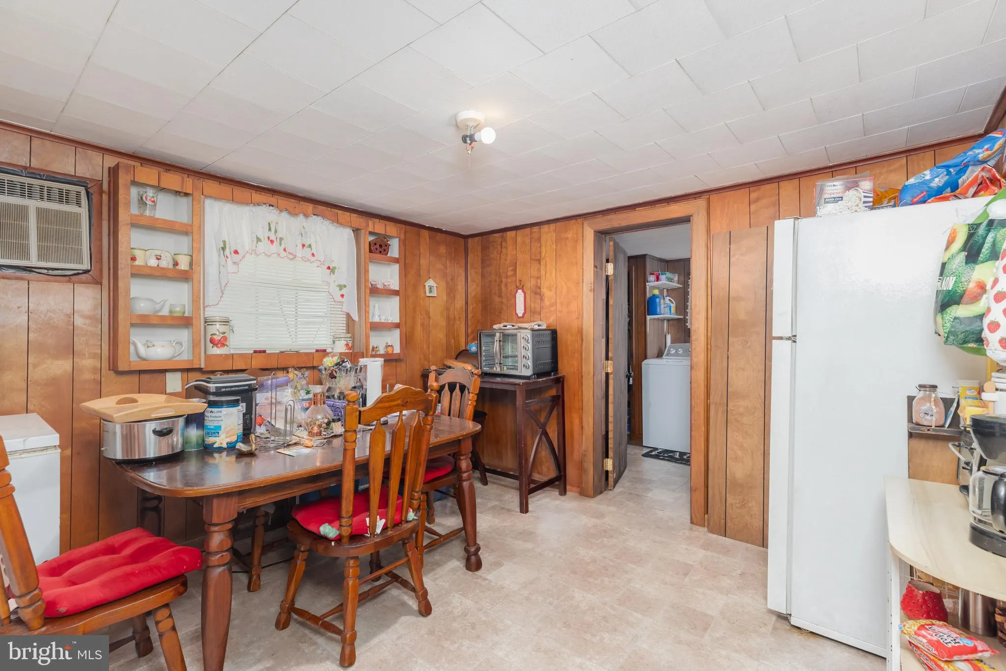 Crisfield, Maryland 21817, United States, 4 Bedrooms Bedrooms, ,1 BathroomBathrooms,Residential,Active,114585