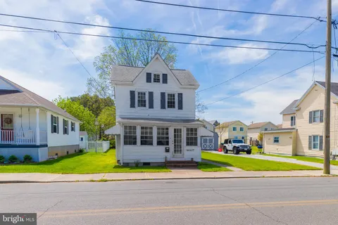 111 W Chesapeake Avenue, Crisfield, MD 21817 - MLS#: MDSO2005822