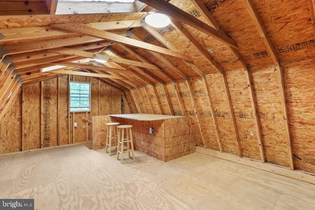 APPLE KNOLLS ESTATES - Residential