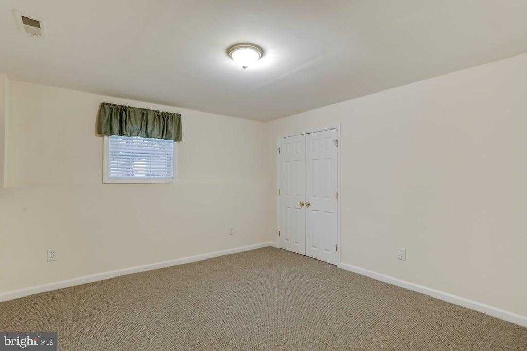 APPLE KNOLLS ESTATES - Residential