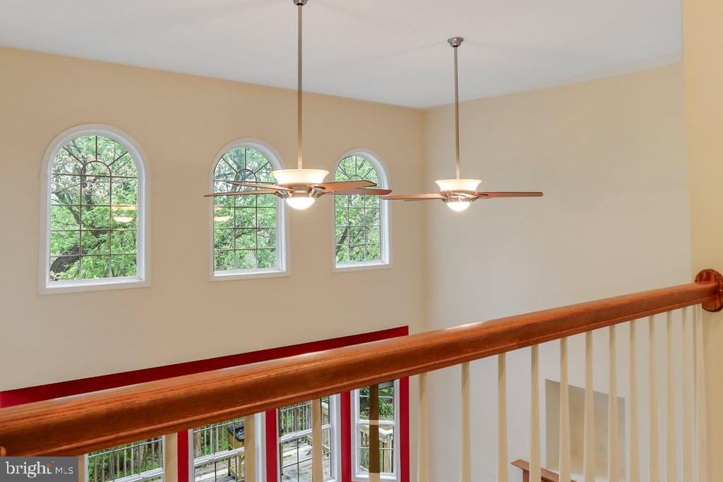 APPLE KNOLLS ESTATES - Residential