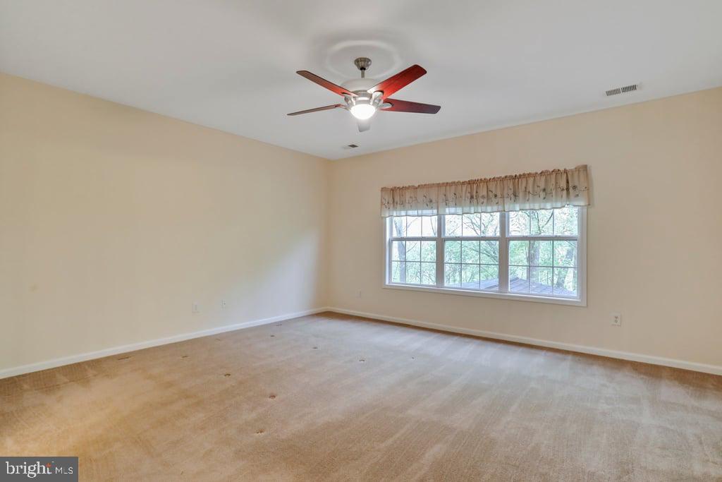 APPLE KNOLLS ESTATES - Residential